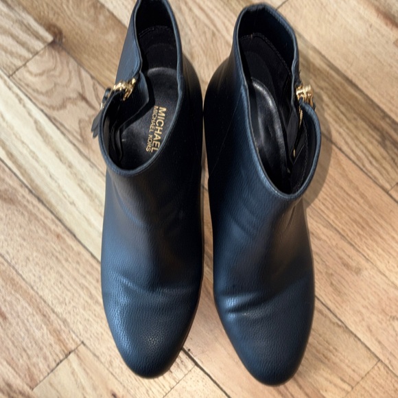 Michael Kors Black Heeled Boots with Gold Zipper - Picture 4 of 8